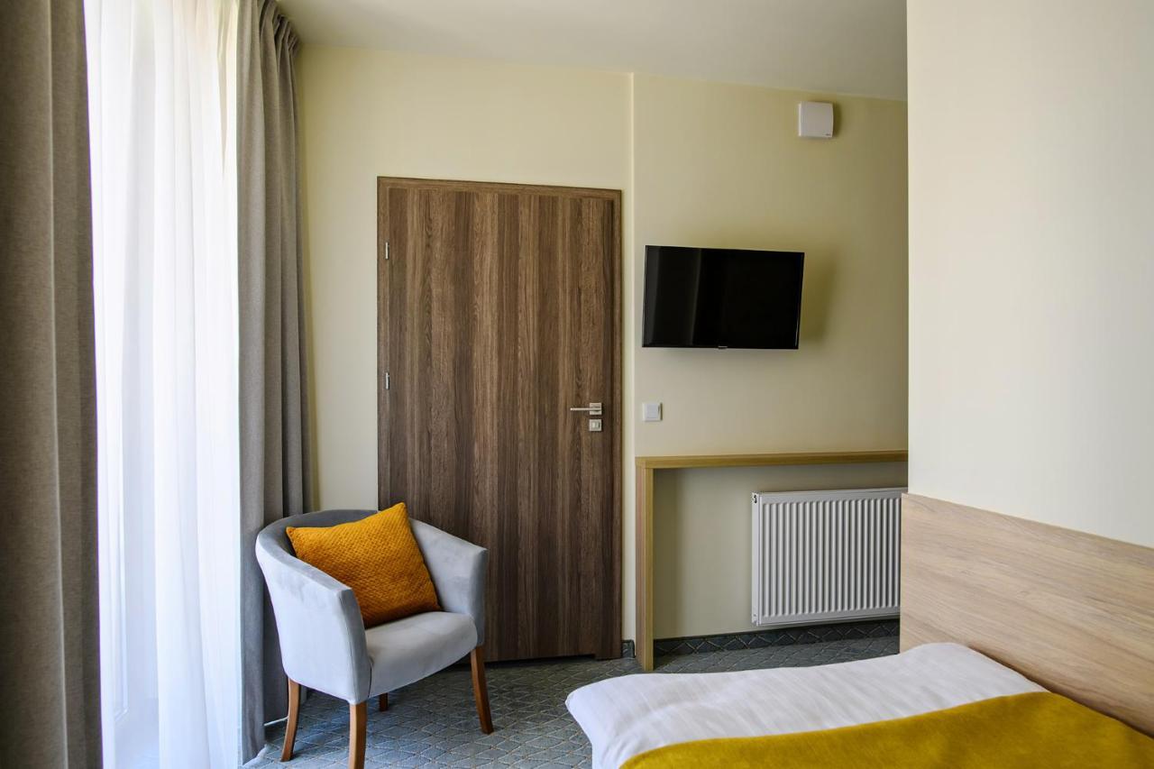 Hotel Brzozowka บุสโก-สดรูย ภายนอก รูปภาพ