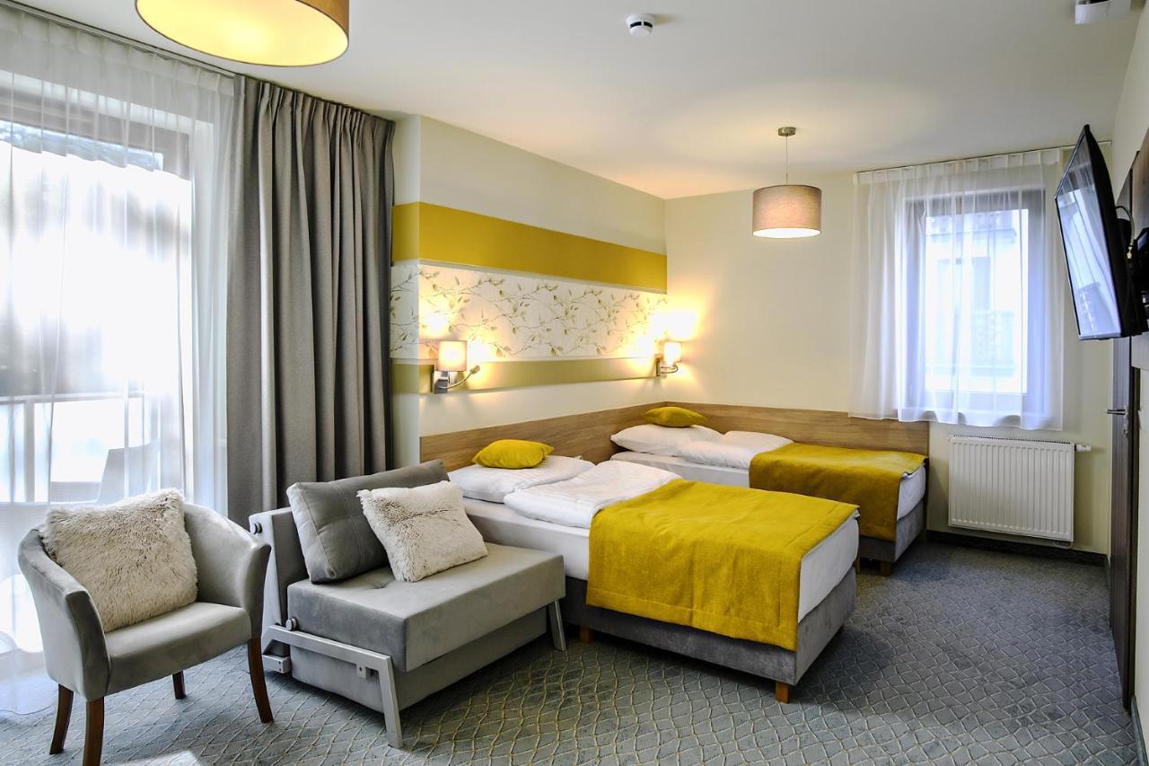 Hotel Brzozowka บุสโก-สดรูย ภายนอก รูปภาพ