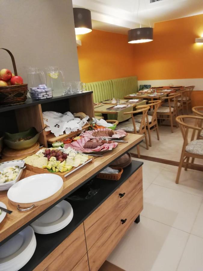 Hotel Brzozowka บุสโก-สดรูย ภายนอก รูปภาพ
