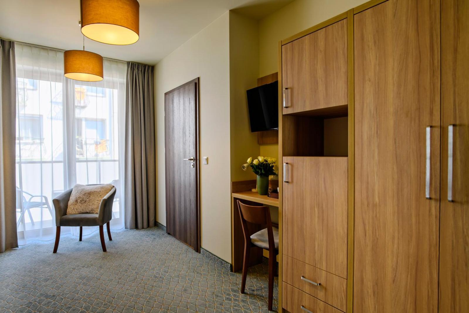 Hotel Brzozowka บุสโก-สดรูย ภายนอก รูปภาพ